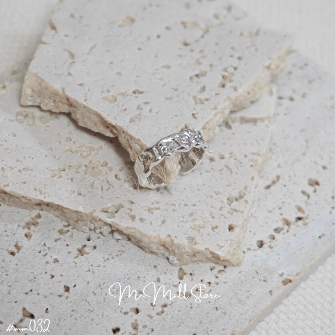 【#MM032】不規則壓紋小波浪戒指